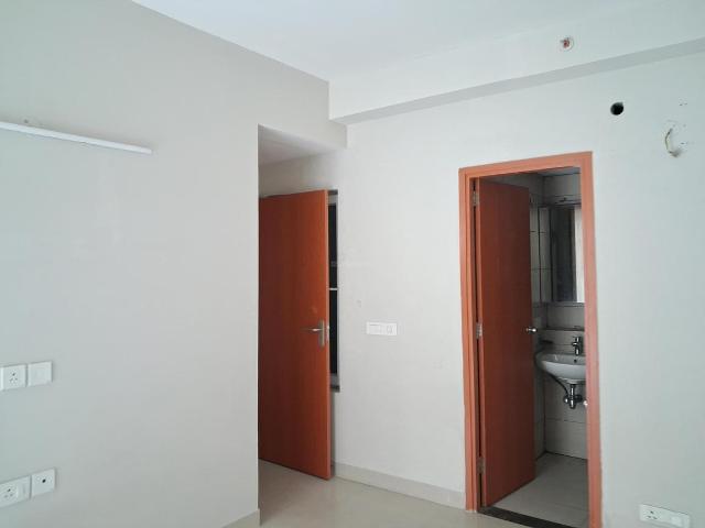 2 BHK Apartment in Sector 150 for rent Noida. The reference number is 20783203