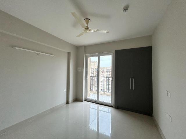 2 BHK Apartment in Sector 150 for rent Noida. The reference number is 20801023