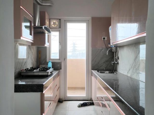 2 BHK Apartment in Sector 150 for rent Noida. The reference number is 21033699
