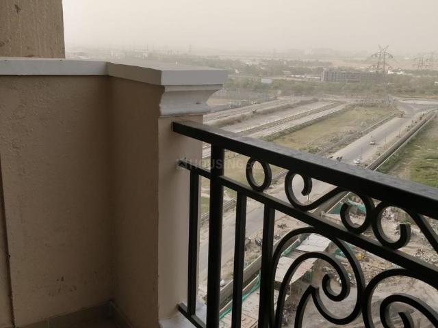 2 BHK Apartment in Sector 150 for rent Noida. The reference number is 21291878