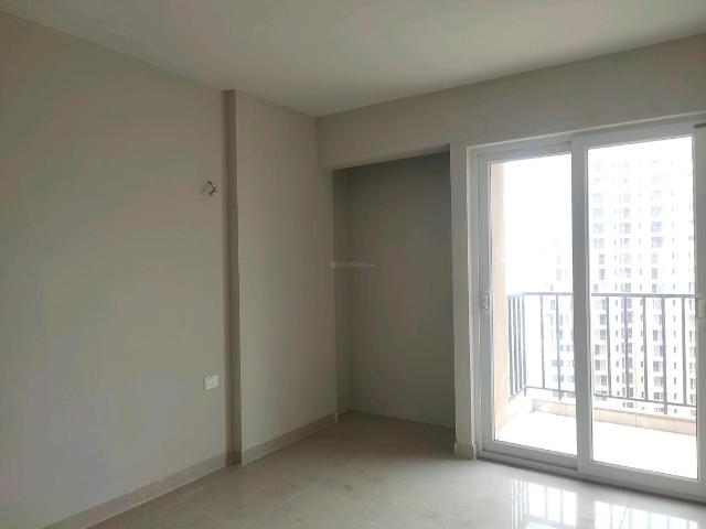 2 BHK Apartment in Sector 150 for resale Noida. The reference number is 15753405