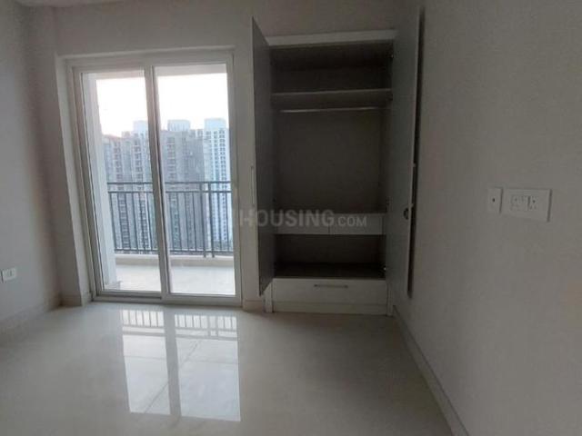 2 BHK Apartment in Sector 150 for resale Noida. The reference number is 19240827