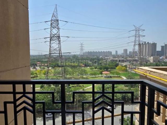 2 BHK Apartment in Sector 150 for resale Noida. The reference number is 20839962
