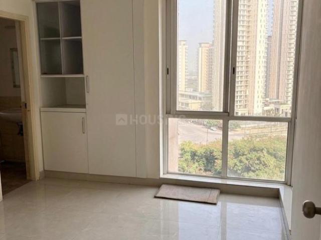 2 BHK Apartment in Sector 151 for rent Noida. The reference number is 20529416