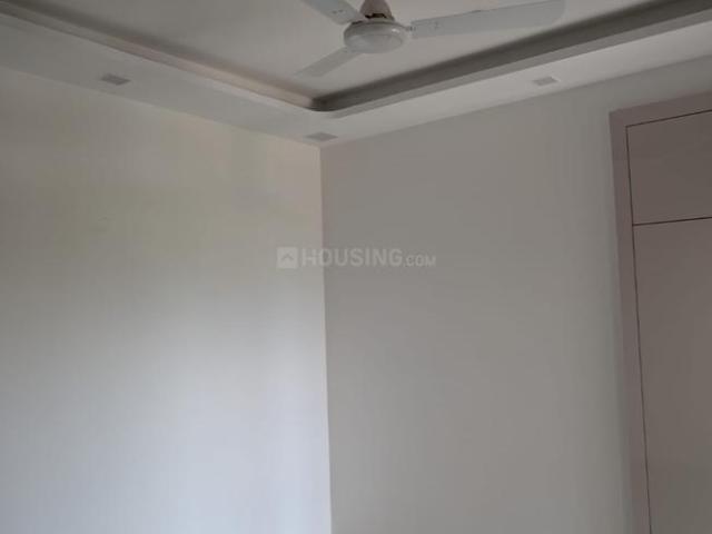 2 BHK Apartment in Sector 151 for rent Noida. The reference number is 20529913