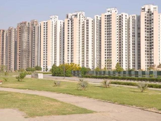 2 BHK Apartment in Sector 151 for resale Noida. The reference number is 13838378