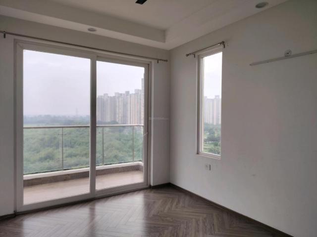 2 BHK Apartment in Sector 152 for rent Noida. The reference number is 18891696