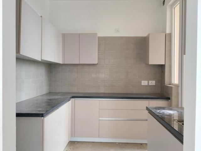 2 BHK Apartment in Sector 152 for rent Noida. The reference number is 20774724