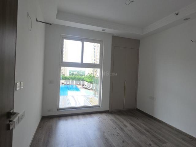 2 BHK Apartment in Sector 152 for rent Noida. The reference number is 21036410