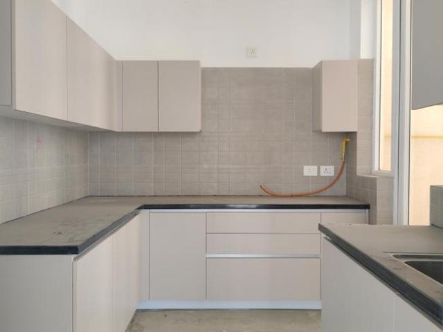 2 BHK Apartment in Sector 152 for resale Noida. The reference number is 20621049
