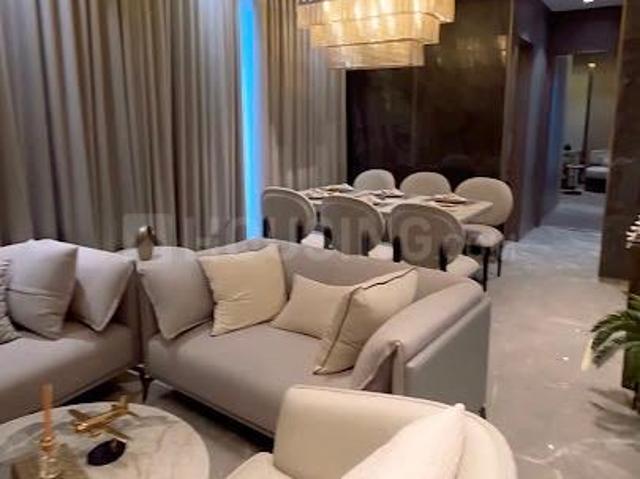 2 BHK Apartment in Sector 152 for resale Noida. The reference number is 21120737