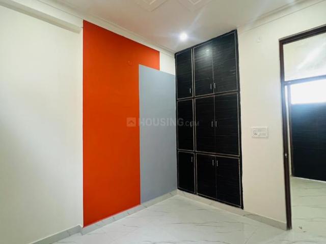 2 BHK Apartment in Kambakshpur for resale Noida. The reference number is 20191756