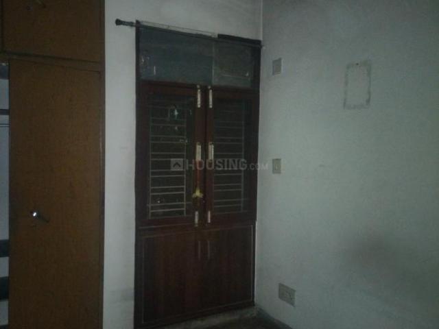 2 BHK Apartment in Sector 15 for rent Gurgaon. The reference number is 20125221