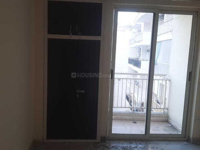 2 BHK Apartment in Sector 15 for resale Bhiwadi. The reference number is 21107387