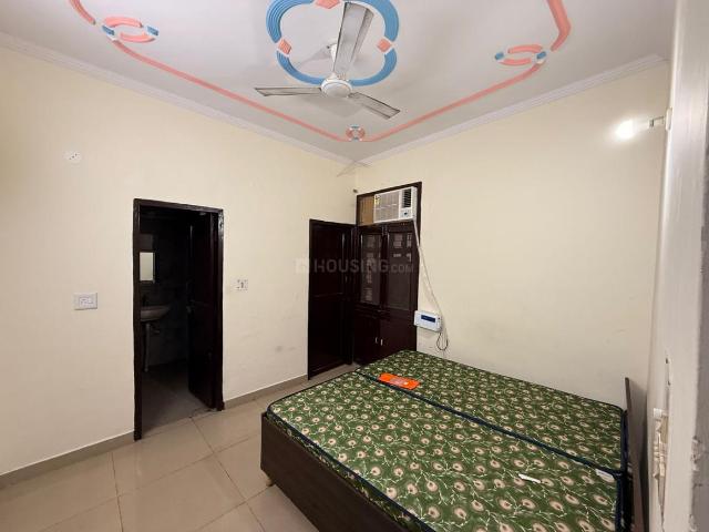 2 BHK Apartment in Sector 15 Part 2 for rent Gurgaon. The reference number is 19924449