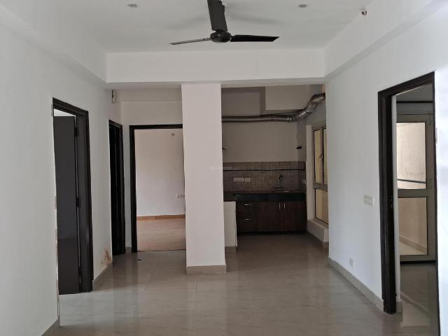 2 BHK Apartment in Sector 168 for rent Noida. The reference number is 14506097