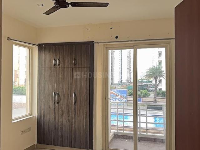 2 BHK Apartment in Sector 168 for rent Noida. The reference number is 16096340