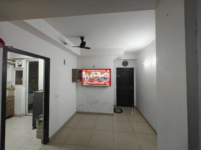 2 BHK Apartment in Sector 168 for rent Noida. The reference number is 19422178