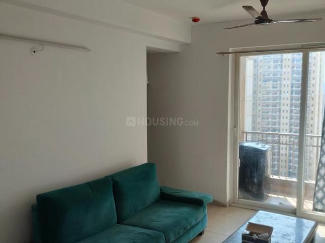 2 BHK Apartment in Sector 168 for rent Noida. The reference number is 20883637