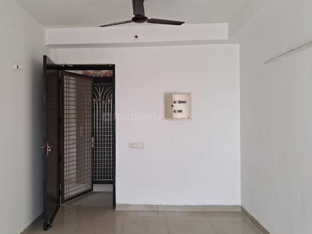 2 BHK Apartment in Sector 168 for rent Noida. The reference number is 20826149