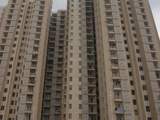 2 BHK Apartment in Sector 168 for rent Noida. The reference number is 21117143