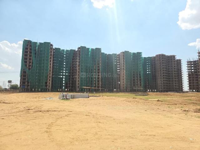 2 BHK Apartment in Sector 16 for resale Bhiwadi. The reference number is 19960138