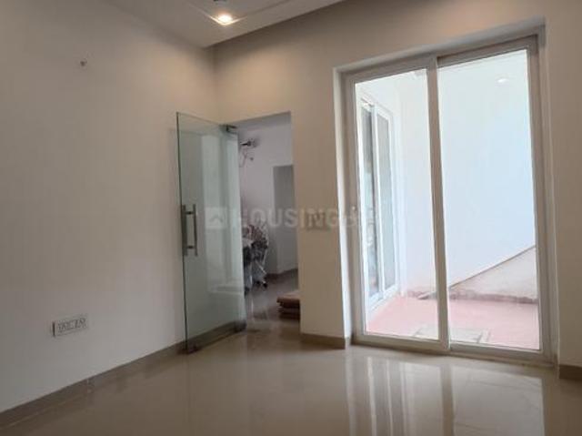 2 BHK Apartment in Sector 16 for resale Bhiwadi. The reference number is 20717224