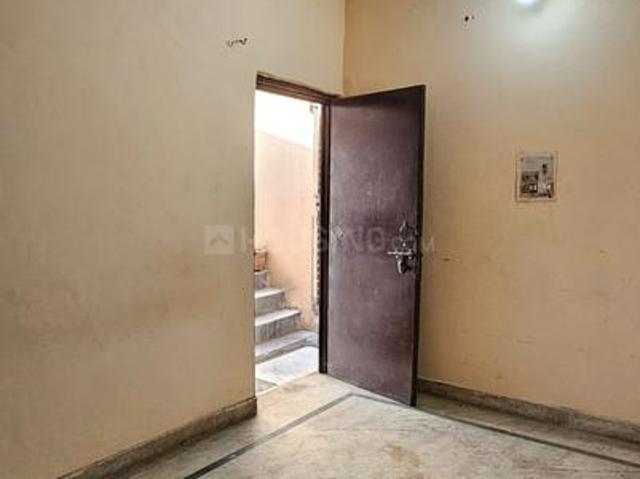 2 BHK Apartment in Sector 16 Rohini for resale New Delhi. The reference number is 14671130