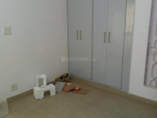 2 BHK Apartment in Sector 17 Dwarka for resale New Delhi. The reference number is 20649028