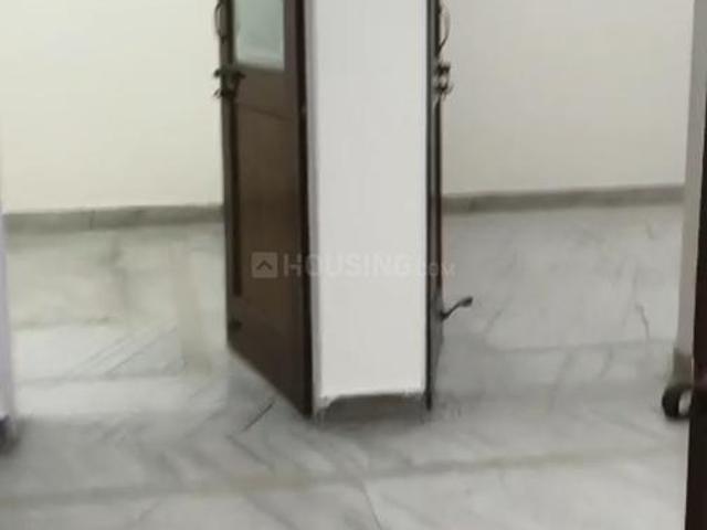 2 BHK Apartment in Sector 18 Dwarka for rent New Delhi. The reference number is 21237708