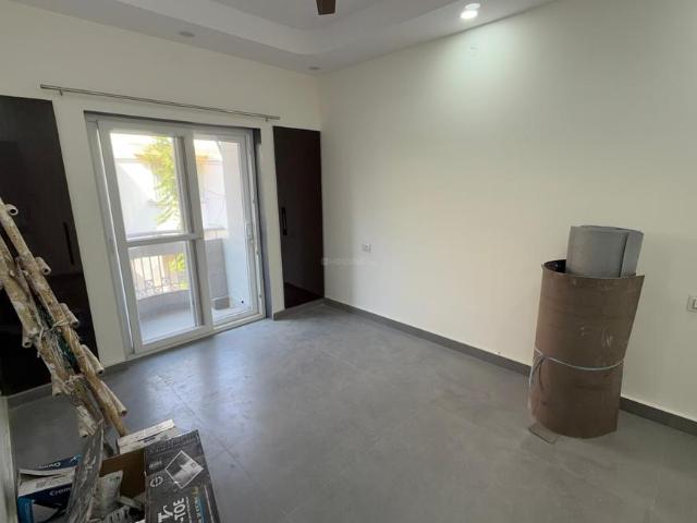 2 BHK Apartment in Sector 18 Dwarka for rent New Delhi. The reference number is 21333869