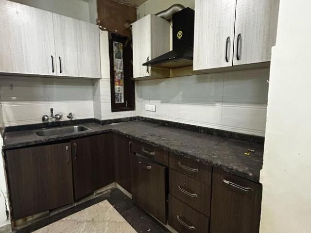 2 BHK Apartment in Sector 18 Dwarka for resale New Delhi. The reference number is 20340262