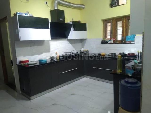 2 BHK Apartment in Sector 18 Dwarka for resale New Delhi. The reference number is 20485668