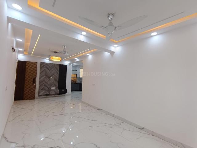 2 BHK Apartment in Sector 18 Dwarka for resale New Delhi. The reference number is 20947645