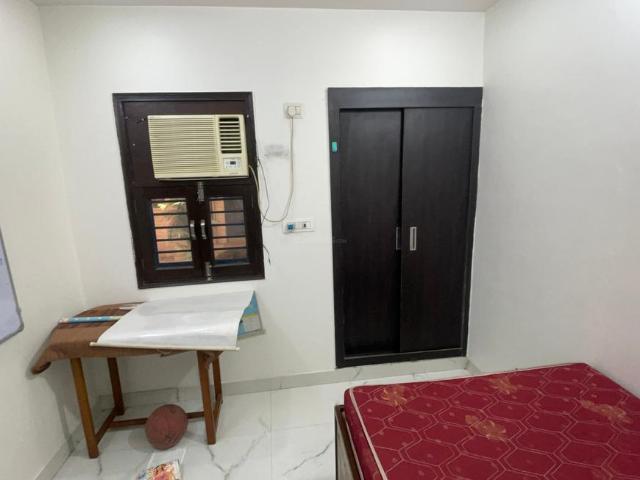 2 BHK Apartment in Sector 18 Dwarka for resale New Delhi. The reference number is 21284454