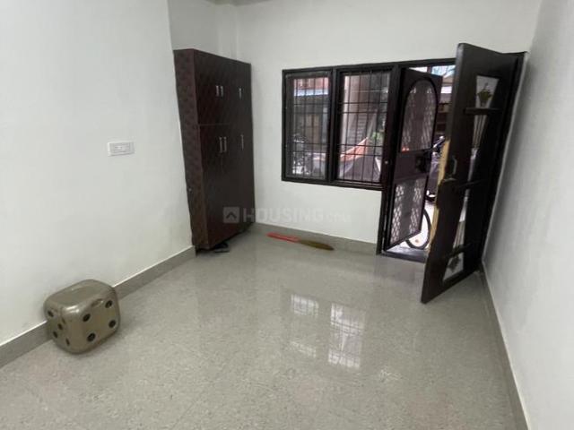 2 BHK Apartment in Sector 18 Dwarka for resale New Delhi. The reference number is 21226411