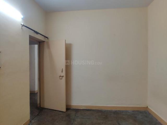 2 BHK Apartment in Sector 18 Rohini for resale New Delhi. The reference number is 21042550