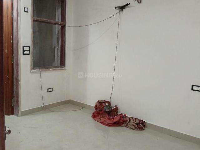2 BHK Apartment in Sector 19 Dwarka for rent New Delhi. The reference number is 21175207