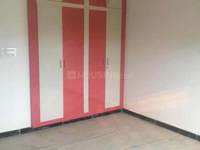 2 BHK Apartment in Sector 19 for rent Faridabad. The reference number is 21116132