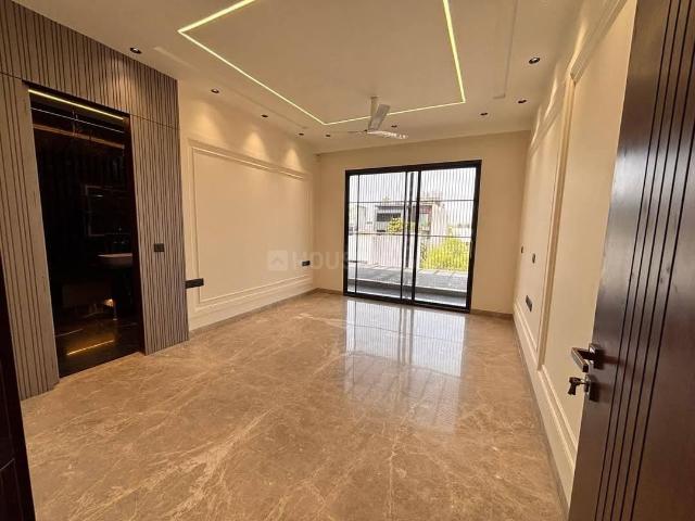 2 BHK Apartment in Sector 19 for rent Gurgaon. The reference number is 21313187