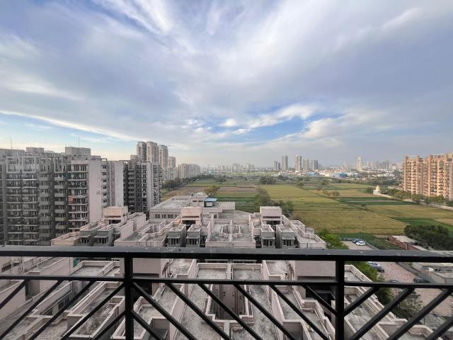 2 BHK Apartment in Sector 103 for resale Gurgaon. The reference number is 19763343