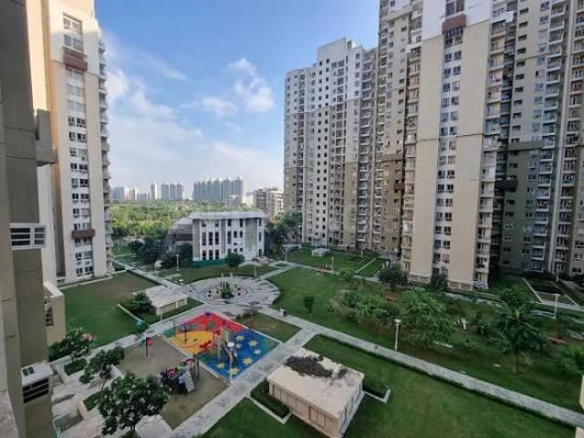 2 BHK Apartment in Sector 100 for rent Noida. The reference number is 20134869