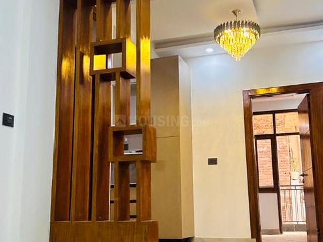 2 BHK Apartment in Sector 100 for resale Noida. The reference number is 20487013