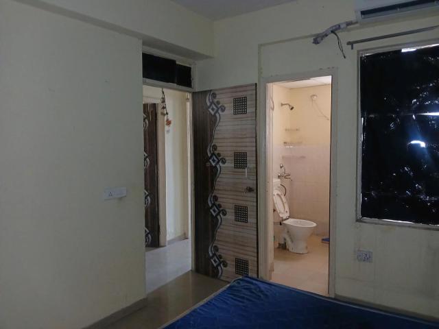 2 BHK Apartment in Sector 102 for rent Gurgaon. The reference number is 20138043