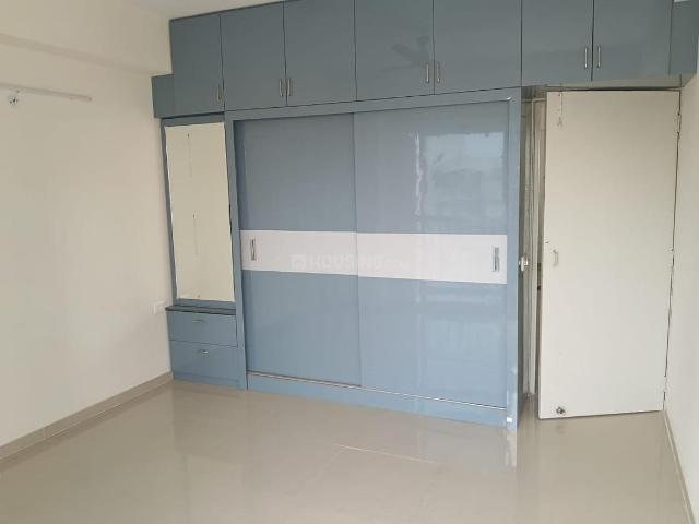 2 BHK Apartment in Sector 102 for rent Gurgaon. The reference number is 21067530