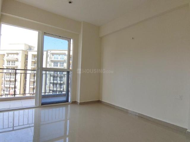 2 BHK Apartment in Sector 102 for rent Gurgaon. The reference number is 21172799