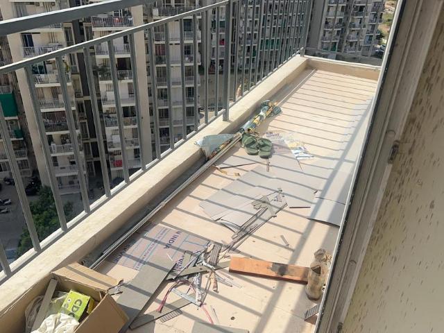 2 BHK Apartment in Sector 102 for rent Gurgaon. The reference number is 21271688