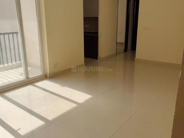 2 BHK Apartment in Sector 107 for rent Noida. The reference number is 20647420