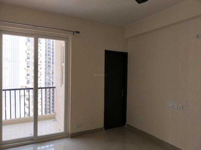 2 BHK Apartment in Sector 107 for rent Noida. The reference number is 20625505