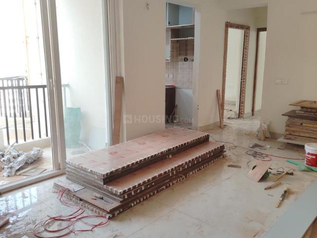2 BHK Apartment in Sector 107 for rent Noida. The reference number is 20632529